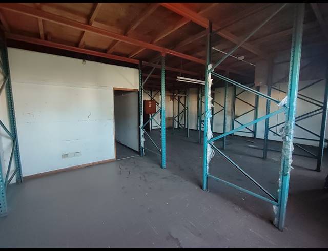 5,500M² WAREHOUSE TO LET IN MAITLAND